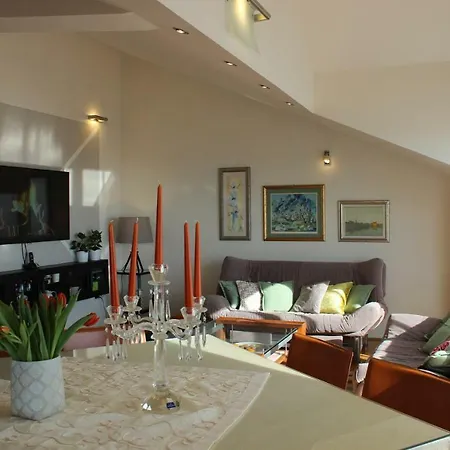 公寓 Panorama Penthouse For 8+2 *